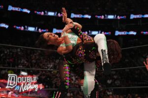 Serena Deeb Instagram - This weekend I went to war with one of the best. The Champion prevailed but this won’t be the last time we meet, @thunderrosa22. Iron sharpens iron. Thank you, Vegas. We left it all in the ring for you.

@allelitewrestling 
#aewdon #aewdynamite💥