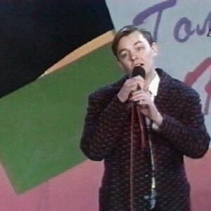 Sergey Netiyevskiy Instagram - Когда-то многих из нас захватил КВН и научил активно замечать  смешное во всем😉
С тех пор утекло много воды, было много веселого и  не очень. Но позитивный взгляд на жизнь усвоен навсегда.  С праздником всех причастных🎉
Какое настроение и энергии вы индуцируете вокруг себя? Притягиваете ли к себе людей!? Находитесь ли при этом в гармонии?
#квн #сднемрожденияквн #нетиевский #смех #юмор #пятница #мысли #life @kvnofficial (Международный союз КВН) #уральскиепельмени #импровизация