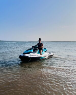 Sergio Malheiros Instagram - Que dia, Piauí 👌🏾🤙🏾 
Passeio pelo Delta do Parnaíba com direito a jetski, pôr do sol (aqui é diferenciado) e revoada dos Guarás ❤️ Viva o nosso Brasil!