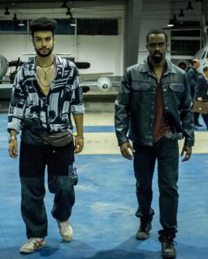 Sergio Malheiros Instagram - A 5ª temporada de #Impuros já está disponível no @disneyplusbr 😅👊🏾 

Você é do #team que faz maratona ou do #team que assiste um episódio por dia? 🤙🏾