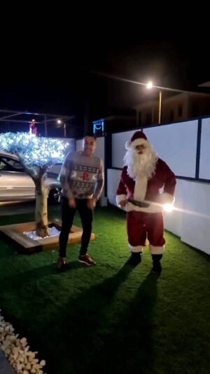 Sérgio Rosado Instagram - Feliz Navidad 🤣🥳🎄🎅
