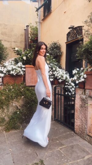 Serinda Swan Instagram - First stop: Portifino with my sister 🇮🇹💋
