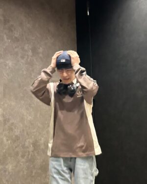 Seungmin Instagram - I’m five.