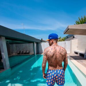 Sfera Ebbasta Instagram - Ho messo 3kg in Sicilia 😩