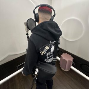 Sfera Ebbasta Instagram - Ho messo 3kg in Sicilia 😩