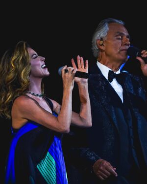 Shania Twain Instagram - A weekend of unforgettable memories with familiar faces and new friends 😍 Thank you to @andreabocelliofficial for our beautiful onstage moment together, it was truly an honour to hear your exceptional voice singing a song I wrote originally to be performed with all that gravitas - and of course a happy birthday to @brianmayforreal as well!