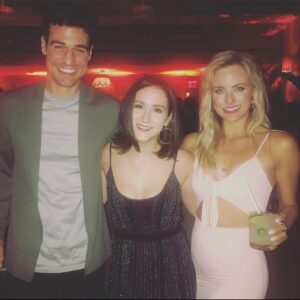 Shannon Woodward Instagram - out of respect for the bachelor in paradise finale, please enjoy this pic of me with grocery store joe and taxidermy Kendall. Also, they only look this happy because @mssarahcatharinepaulson and lesliegrossman helped me convince them to take this picture with me, and they were clearly charming them senseless.