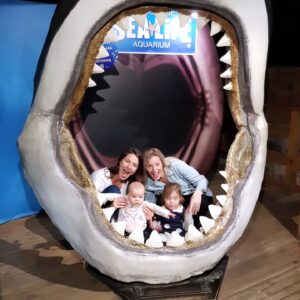 Sharni Layton Instagram - A big happy four zero the one of (if not) the best human there is. The best sister, the best wife, the best daughter, the best mum, the best friend, the best hairdresser, the best dance moves (swipe to the end) She lights up a room no matter where she goes, she brings joy to those she talks to, doesn't matter whom. She has the biggest heart with so much love for absolutely everyone and I couldn't do this thing called life without you. Love you so much Kara Poore, can't wait to celebrate in Fiji!! 🇫🇯🏖🍹☀️ best sister EVER ❤️ 💕 @kara_poore_