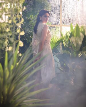 Sharvari Wagh Instagram - Monsoon mood with @graziaindia 🌧️🌿
My first print cover 🥰