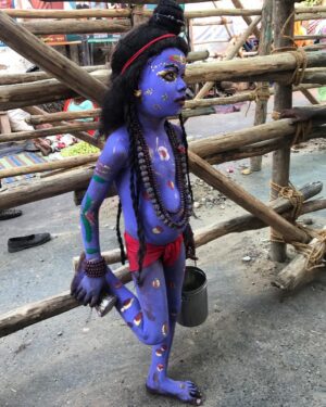 Shashank Arora Instagram - There are perhaps 2 million children in India who work day and night. As he plays god in a godless country, people take photographs of 7 year old Bhuvan but don't ask him where his parents are, why he isn't in school or when he last ate. However, come one and come all, he blesses them without a flinch.