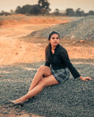 Shathiga Instagram - Black check! ✅
.
Shot by @mk_portraitz 

.
#shathiga#actor#tamil#casual#black#blacklove#chennai
