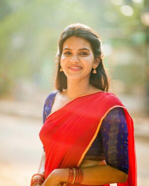 Shathiga Instagram - இனிய தமிழ் புத்தாண்டு வாழ்த்துக்கள் ✨ 
.

.
#shathiga#actor#tamil#traditional#halfsaree#casual#photography#portraitphotography#chennai