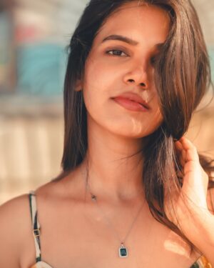 Shathiga Instagram - The plan was to stay single.. .
.
📸 @mk_portraitz 
.

.
#shathiga#actor#tamil#photography#fashionphotography#potraitphotography#casual#breezy#beach#beachgirl#chennai
