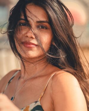 Shathiga Instagram - The plan was to stay single.. .
.
📸 @mk_portraitz 
.

.
#shathiga#actor#tamil#photography#fashionphotography#potraitphotography#casual#breezy#beach#beachgirl#chennai