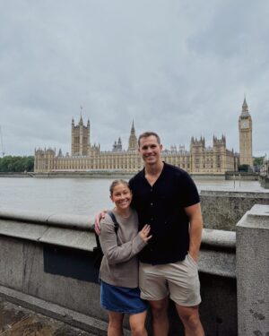 Shawn Johnson Instagram - Paris has been SUCH a whirlwind already. Mom & Dad are on minimal sleep haha but having the absolute best time. Wouldn’t trade it for the world. #Paris2024 #olympics