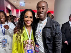 Sheila E. Instagram - I had a wonderful night! Being among all these stars whom most are my friends was an honor, and sharing music with you all was truly special. ✨✨✨ THANKS!!! #SheilaEDrummer

Hair & Makeup by: @glambynatalie.
📸: @iacheveres.