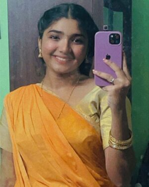 Sherin Thara Instagram - Happy weekend✨
Dhunush fan??

#babysherin #babymayu #mayu #baakyalakshmi #vijaytelevision #instagram #picoftheday #photography #explorepage #viral #fan #raayan #dhanush #today #traditional #love