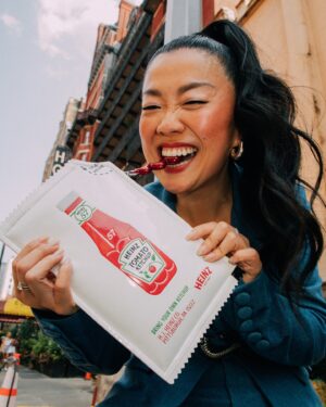 Sherry Cola Instagram - @katespadeny x @heinz 🍅🫡