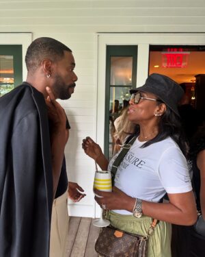 Sheryl Lee Ralph Instagram - Well, Martha’s Vineyard… I get it😍
Thank you so much @mvaaff and everyone who made this trip possible, I will absolutely be back soon!