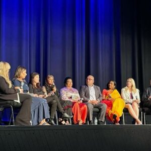Sheryl Sandberg Instagram - It’s so powerful to see Jewish and Muslim community leaders and activists come together in LA last night for a special screening of @screamsbeforesilence.

As @scooterbraun said, “Empathy should not have a limit. I should mourn for your family in Gaza the same way you mourn for these people. I should want aid going into Gaza the same way I want hostages to come home.”

Thank you, Scooter and @daphnaziman for hosting this important event — alongside Muslim Women Speakers, @ammwec_global, @justiceforwomenintl, @standwithus, @womens_voices_now, @missrepresentation, and Temple of the Arts. And thank you to everyone who attended to stand united around this fundamental truth: rape should never occur in peace or war.