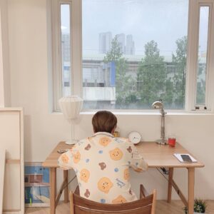 Shin Hye-sung Instagram - .
[VLIVE]
슬기로운 집요정 셩비❤️
무엇을 하고 있는 걸까요? 
잠시 후 7시에 VLIVE에서 만나요🤗
.
https://www.vlive.tv/video/190912
.
#신혜성 #신화 #SHINHWA #SHINHYESUNG
#VLIVE #슬기로운집요정셩비