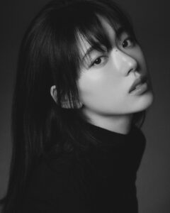 Shin Se-hwi Top 100 Instagram Photos and Posts