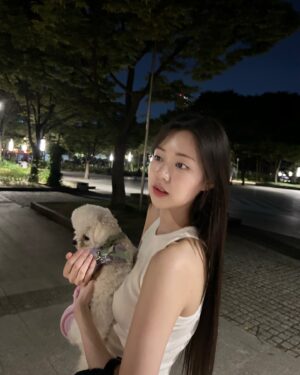 Shin Seul-ki Instagram - 🍉