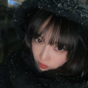 Shiori Instagram - 雪！！☃️