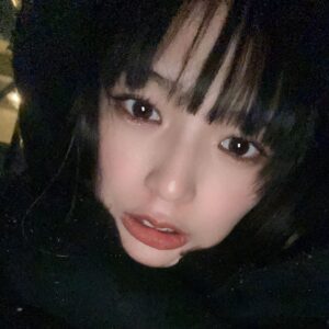Shiori Instagram - 雪！！☃️