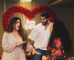 Shireen Mirza Instagram - It was my favourite humans birthday 🎈

To my husband,a real go-getter,a brave man with a heart of gold, happy birthday my Jigar!
May Allah fulfill all your fantastic plans and may you lead to great victories. I love you! ❤️

PS. Let’s keep embarrassing each other forever 😉 #iykyk 

#birthday #surprise 

Thank you @dragonfly_hotel for your amazing hospitality and the yummyyyy food 🤤