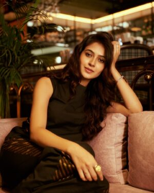 Shivangi Khedkar Instagram - 🖤——Let grace fill your gaps——🖤
.
.
.
Wearing: @houseoftiraz_official 
Shot by : @the_souhardyabiswas 
Location: @qeybombay