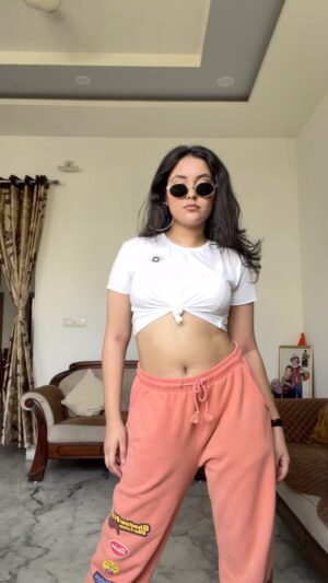 Shivani Paliwal Instagram - 💁🏻‍♀️💁🏻‍♀️💁🏻‍♀️