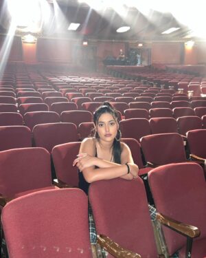 Shivani Paliwal Instagram - My sister remembers this place as “where BTS shot Black Swan” @vaishnavipaliiwal