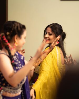 Shivani Tomar Instagram - 🧡💛🧡💛