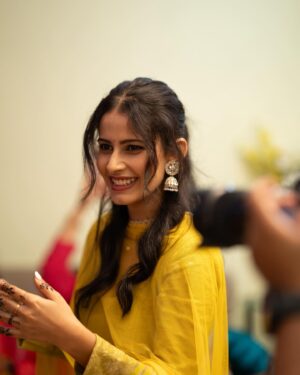 Shivani Tomar Instagram - 🧡💛🧡💛
