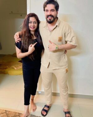 Shiyas Kareem Instagram - A brother's responsibility is to always be there for his sister, through thick and thin. @shiyaskareem 💪🥰🤝🧿🫂
📸@karun_valsan
#brother #brotherfromanothermother #bond