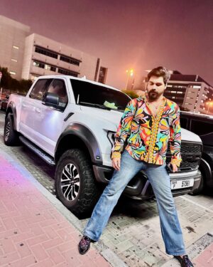 Shiyas Kareem Instagram - Blurred a bit 😉
.
.
_________________________________________
#throwback #dubai #abstract #blurred