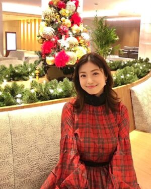 Shizuka Nakamura Instagram - .

年末〜年明けにかけての
スタイリングまとめ🏷️✨

番組やイベント等で着用させて頂きました！
ありがとうございました🤍