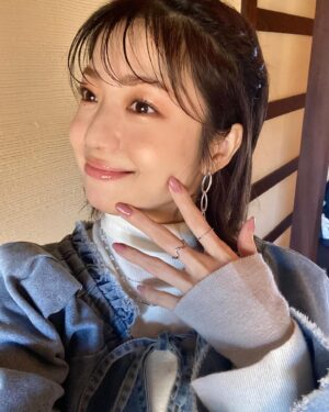 Shizuka Nakamura Instagram - 🍶

作 なかむら。どう、上出来？？

#箱根
#陶芸
#厳選いい旅
@forksy_official