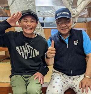 Shôzô Endô Instagram - ミスタータイガースとゴルフ⛳️からの焼肉ー🥩#遠藤章造#ココリコ#掛布雅之#阪神タイガース#遠藤章造vsゴルフ#31#憧れ#ゴルフ