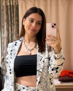 Actress Shraddha Arya HD Instagram Photos and Wallpapers August 2024