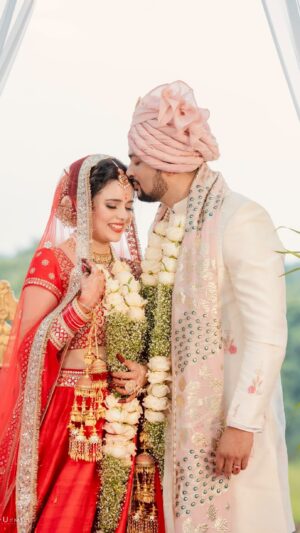 Shruti Kanwar Instagram - Ke likheya si saada milna,
Tu aidan milna eh nahi si pata haan 🧿

Shot by: @isnapusmile