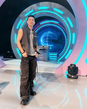 Shu-ting You Instagram - 《拜託ATM》💰
智勇雙全運動達人之戰🤺
今晚8-9點TVBS 42頻道播出唷！

今天完全看 @peter.pan.peter 大師個人秀😍

@battle_atm 
#益智綜藝節目 #拜託ATM #把智慧變現金
