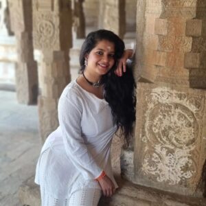 Shubha Poonja Instagram - 