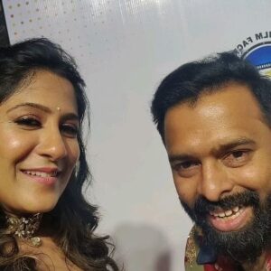 Shweta Mohan Instagram - Majava ikreengla 🥰
#waterpacket #trendingsong