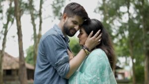 Shyamoupti Mudly Instagram - The wait is over! Title track for 'Amor Songi' is here ft. Raj and Sree. Experience the magic of our latest love story with this music video and watch the romance come to life on screen.

Music by: @ishan.mitra_official
Lyrics: @srijatobandyopadhyay

আসছে মন দেওয়া নেওয়ার মনকাড়া গল্প "অমর সঙ্গী"
আগামী 12th August থেকে সোম - শনি @ 2:30pm, শুধুমাত্র #ZeeBangla-র পর্দায়!

#AmorSongi
#AmorSongiTitleTrack
#ZeeBanglaNewShow
#NewShowLaunch 
#DupurManeZeeBangla