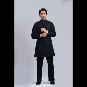 Siddharth Instagram - Manners maketh man as someone said...
He's our hero of the day... 

Wearing @ShantanuNikhil

Shoes - @rossobrunelloofficial @stanley.communications
Styled by @ekalakhani
Hair - @miteshrajani
Photo - @sandeshparulkar
Style team @mayuri_srivastava @team__e