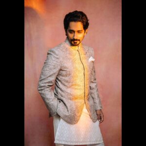 Siddharth Instagram - If you feel like a 🌟
G.  L.  O.  W ✨

Wearing @jade_bymk
Shoes @rossobrunelloofficial @stanley.communications
Styled by @ekalakhani 
Style team @arpita.kc @mayuri_srivastava @team__e
📸- @devsphotographyofficial