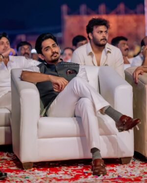 Siddharth Instagram - *ಗಂಧದ ಗುಡಿ *ಪುನೀತ್ ಪರ್ವ* 

 *pre releasing event* 

 .
.
.  @worldofsiddharth
. 
 @prashanth_pachi_photography .

....
 @puneethrajkumar.official 
@ashwinipuneeth.rajkumar 
 @prk.productions @mudskipper.in #Amoghavarsha @b_ajaneesh @pratheek_darkbirdfilms @satishvinsta @krg_connects 
#prashanthpachiphotography
#puneethparva 
#puneethparva #kannada #appuboss #shivanna #gandhadhagudi #love #kannadacinema #reels #kannadaactress #appufans #yash #surya #ranadaggubati #rakshithshetty #dhananjay #sid #kannadalove #kannadamovies #karnataka #trending #viral #sandalwood #sandalwoodactress#siddharthnigam #surya #bangalore