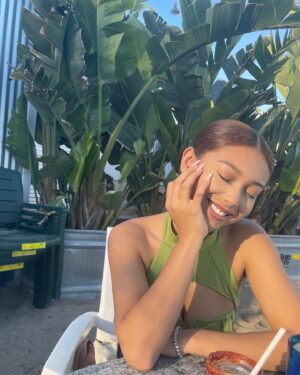 Sierra Capri Instagram - Waking up with a greatful heart and a happy soul 🫶🏽